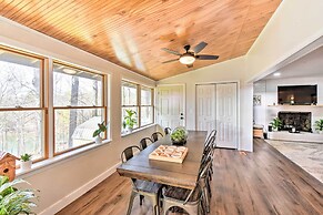 Townville Lake House w/ Private Dock, Kayaks!