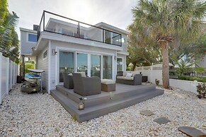 Treasure Island Gem w/ Dock: Walk to Beach