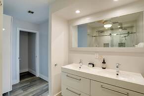 Treasure Island Gem w/ Dock: Walk to Beach