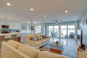Treasure Island Gem w/ Dock: Walk to Beach