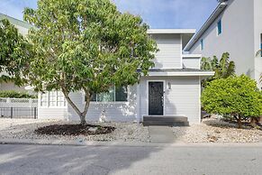 Treasure Island Gem w/ Dock: Walk to Beach