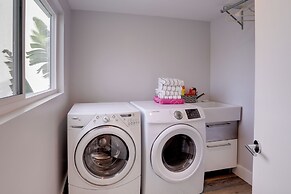 Treasure Island Gem w/ Dock: Walk to Beach