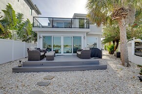 Treasure Island Gem w/ Dock: Walk to Beach