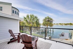 Treasure Island Gem w/ Dock: Walk to Beach