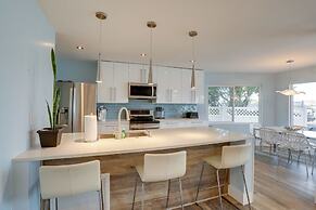 Treasure Island Gem w/ Dock: Walk to Beach