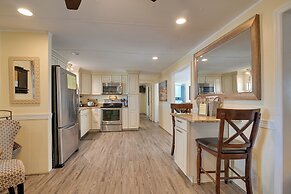 Walk to Ocean: Surfside Beach Home w/ Pool Access