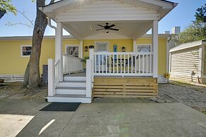 Walk to Ocean: Surfside Beach Home w/ Pool Access