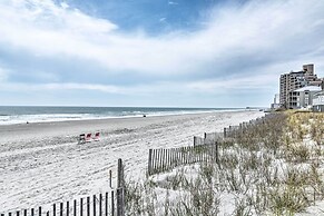 Surfside Beach Home w/ Resort Perks: Walk to Beach