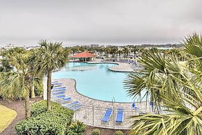 Barefoot Resort Condo w/ Balcony & Pool Views!