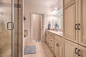 Upscale Home w/ Poker Room < 1 Mi to Golf!