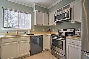 Updated Hilton Head Condo: Balcony, Walk to Beach