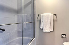 Updated Hilton Head Condo: Balcony, Walk to Beach