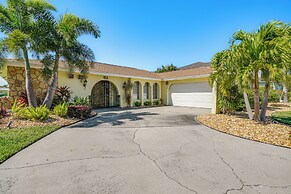 Canal-front Cape Coral Family Home: Pets Welcome