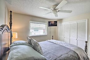 Canal-front Cape Coral Family Home: Pets Welcome