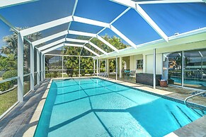 Canal-front Cape Coral Family Home: Pets Welcome