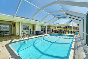 Canal-front Cape Coral Family Home: Pets Welcome