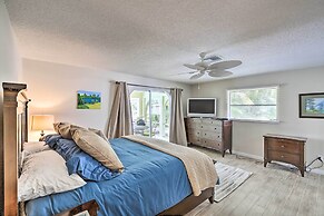 Canal-front Cape Coral Family Home: Pets Welcome