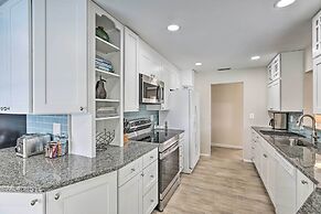 Canal-front Cape Coral Family Home: Pets Welcome