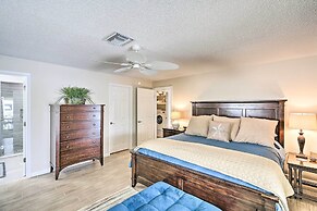 Canal-front Cape Coral Family Home: Pets Welcome