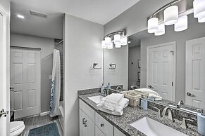 Canal-front Cape Coral Family Home: Pets Welcome