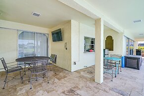 Canal-front Cape Coral Family Home: Pets Welcome