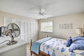 Canal-front Cape Coral Family Home: Pets Welcome