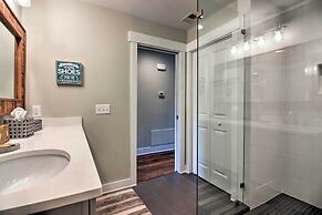 Villa w/ Golf Course Views, Walk to Harbour Town!