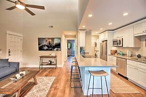 Villa w/ Golf Course Views, Walk to Harbour Town!