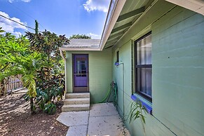 Vibrant Rockledge Home ~ 2 Mi to Cocoa Village!