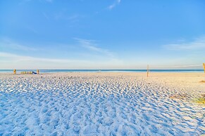 Waterfront Treasure Island Condo w/ Arcade