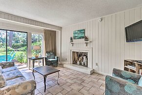 Vintage Hilton Head Island Condo: Steps to Beach!