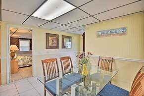 Waterfront Welaka Escape w/ Private Docks!