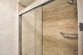 Waterfront Welaka Escape w/ Private Docks!