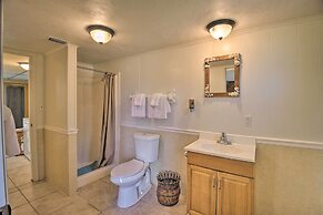 Waterfront Welaka Escape w/ Private Docks!