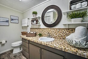 Waterfront Tarpon Springs Vacation Rental!