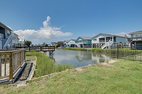 Waterfront Home w/ Deck in North Myrtle Beach!