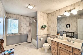 40-acre Poplar Bluff Nature Lovers Paradise!