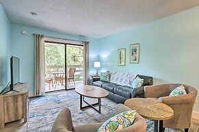 Beachy Hilton Head Condo w/ Resort Amenities!