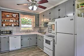 Beaufort Home W/porch, 4 Mi. From Downtown!