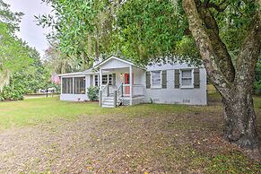 Beaufort Home W/porch, 4 Mi. From Downtown!