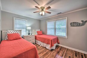 Beaufort Home W/porch, 4 Mi. From Downtown!
