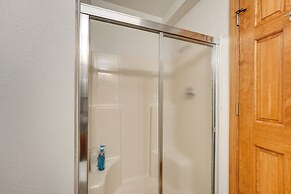 Accessible Branson Condo: Balcony + Lake Access!