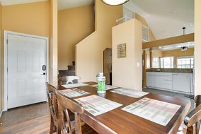 Branson Condo w/ Pool: 2 Mi to Table Rock Lake