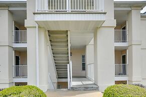 Branson Condo w/ Pool: 2 Mi to Table Rock Lake
