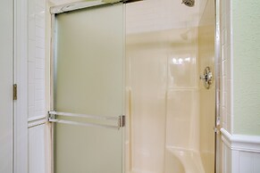 Branson Condo w/ Views - Near Silver Dollar City!