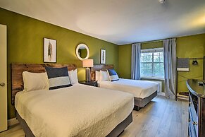 Branson Condo w/ Pool & Golf Course Views!