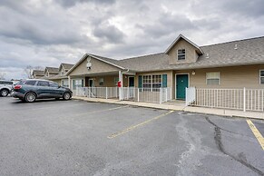 3 Mi to Table Rock State Park: Quiet Getaway