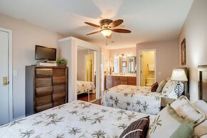 Lakefront Branson Condo, Near Silver Dollar City!