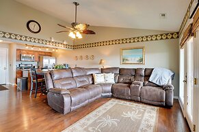 Lakefront Branson Condo, Near Silver Dollar City!
