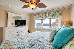Lakefront Branson Condo, Near Silver Dollar City!